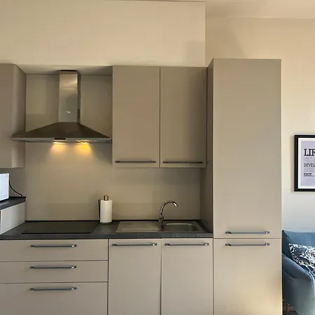 Appartement Grazioso A Due Passi Da Bocconi E Magazzini Generali Milan