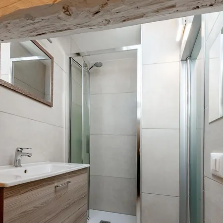 Stayeasy Corso 9 - Attic * Milan