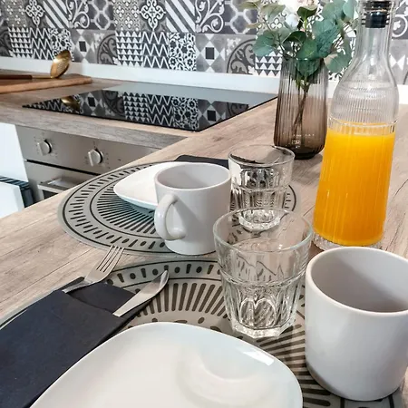 Stayeasy Corso 9 - Attic شقة *