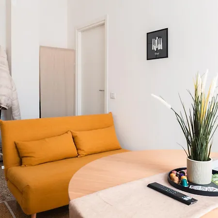 'music Home' 15mincentral Station - Linateairport - Metro Milán