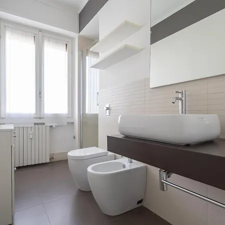 La Vista Sulla Citta - 8vo Piano Attico Mozzafiato * Milano