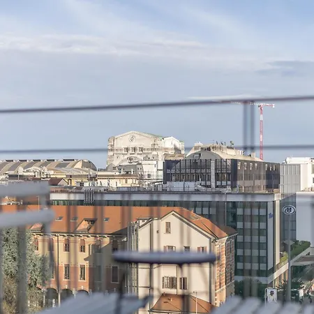 La Vista Sulla Citta - 8vo Piano Attico Mozzafiato Lägenhet