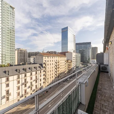 Lägenhet La Vista Sulla Citta - 8vo Piano Attico Mozzafiato *