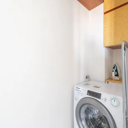 Lägenhet La Vista Sulla Citta - 8vo Piano Attico Mozzafiato *