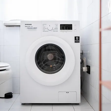 Mac Mahon 9 Apartment