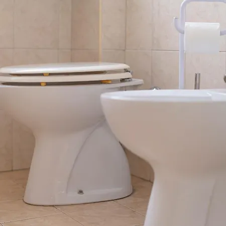 아파트 I Host - Certosa 1 *