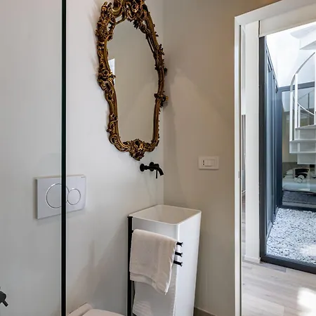 Loft In With Private Terrace & Jacuzzi Semesterbostad *