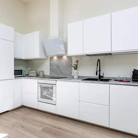 Loft In With Private Terrace & Jacuzzi Semesterbostad Milano