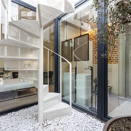 Loft In With Private Terrace & Jacuzzi *