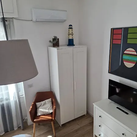 Casa Arancia Milan