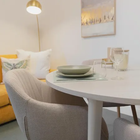 公寓 Gohost - Stylish And Charming Flat Between Navigli And Duomo