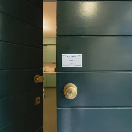 Lägenhet Gohost - Stylish And Charming Flat Between Navigli And Duomo Milano