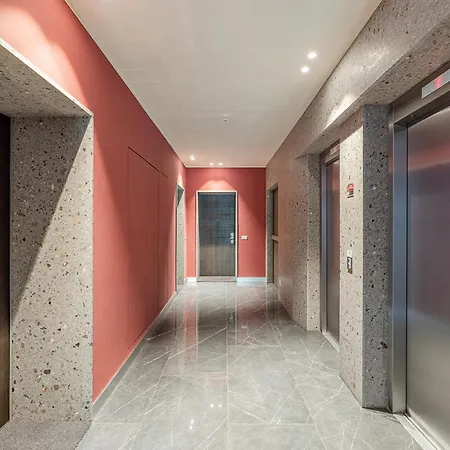 Appartamento Habitat green-futuristico con spa e piscina