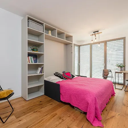 Appartamento Habitat green-futuristico con spa e piscina