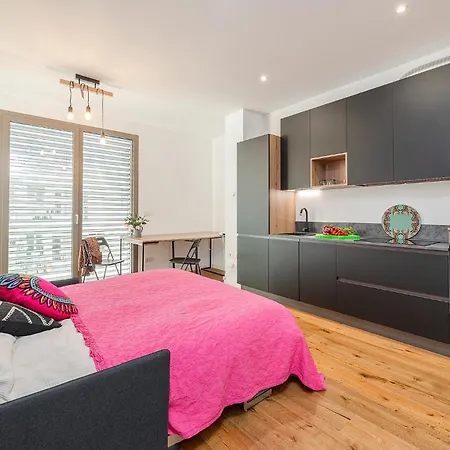 A New Futuristic Habitat! Appartement Milan