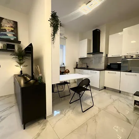 In Centro - Porta Venezia Apartment
