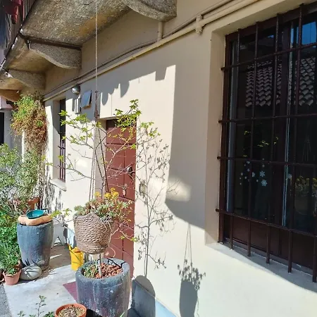 Peaceful Two-room On The Navigli, Surrounded By Greenery Milán