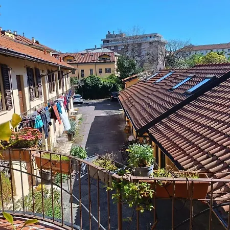 Peaceful Two-room On The Navigli, Surrounded By Greenery