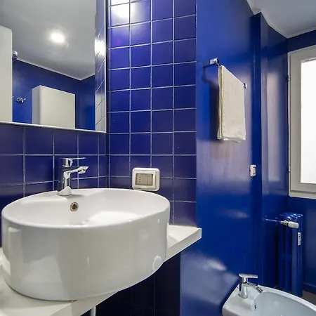 Daire Milan, Cozy Flat In Porta Venezia Milano