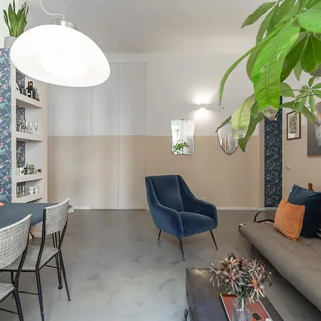 Milan, Cozy Flat In Porta Venezia Daire *