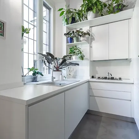 Milan, Cozy Flat In Porta Venezia Daire