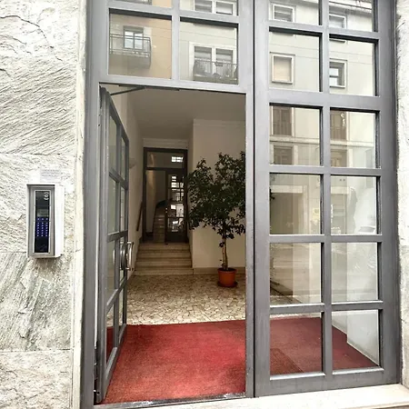 Voltaottosuite - Comfort And Elegance In Moscova * Mediolan