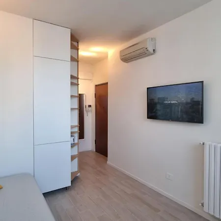 شقة Luminoso Monolocale Mm3 Dergano Sky Legnone *
