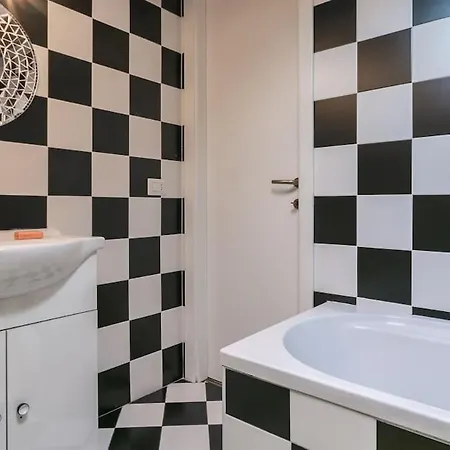 Navigli Attic شقة