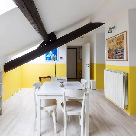 Navigli Attic Διαμέρισμα *