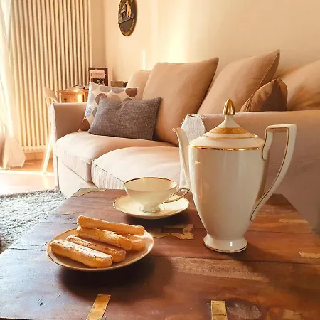 Comfortable 6 Min From Station ميلان