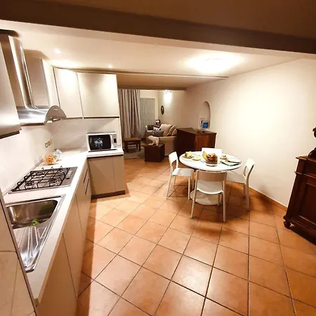 Comfortable 6 Min From Station