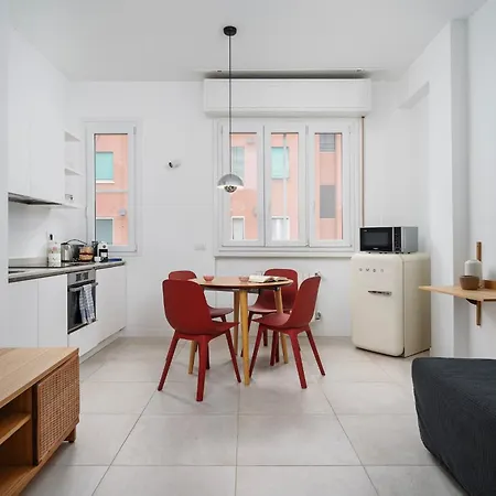 New - Modern&bright - Wi-fi, A-c - 4 Seats Apartment Mailand