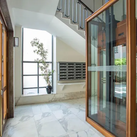 Vittoria Flat 18 - * Mailand