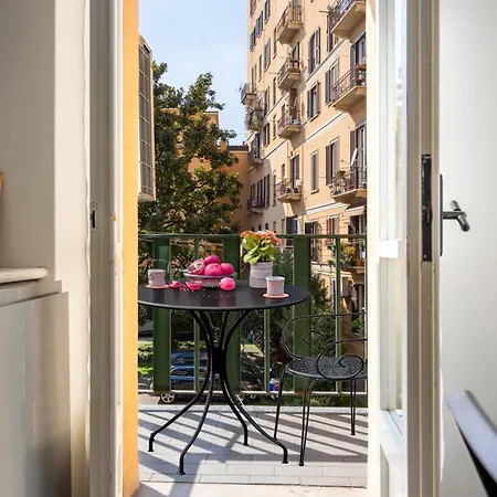 Italianflat - Spacious 3 Bedroom With Balcony San Babila Area Apartment *