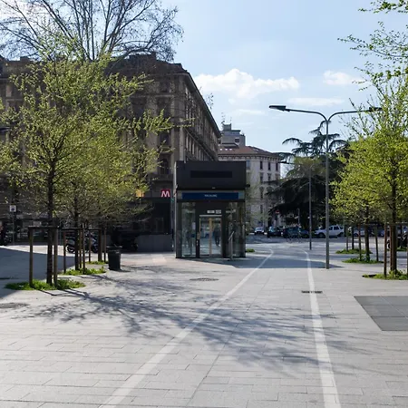 Apartment Italianflat - Spacious 3 Bedroom With Balcony San Babila Area