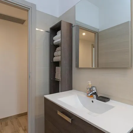 Apartman Metro Line 1 Free Parking *