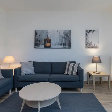 Metro Line 1 Free Parking Apartman