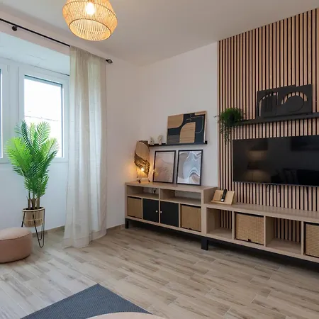 Metro Line 1 Free Parking Milánó