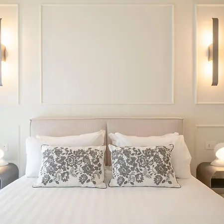 Solferino Comfort Battaglia * Milan