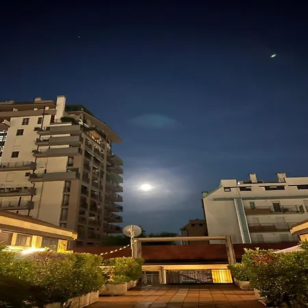 Charming With 2-way Air Con Bbq Apartament *