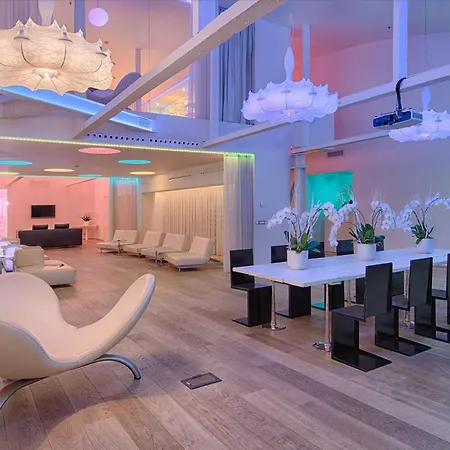 Nhow Hotel