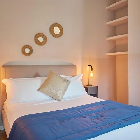 Апартаменты Retreats Duomo Милан