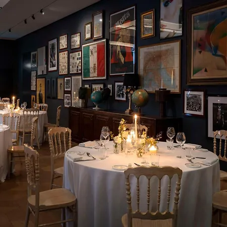 Radisson Collection Hotel, Palazzo Touring Club