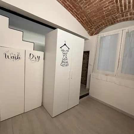 Apartment La Vecchia Milano-les Nubles Vannucci - Il Ballatoio E Il Cortile *