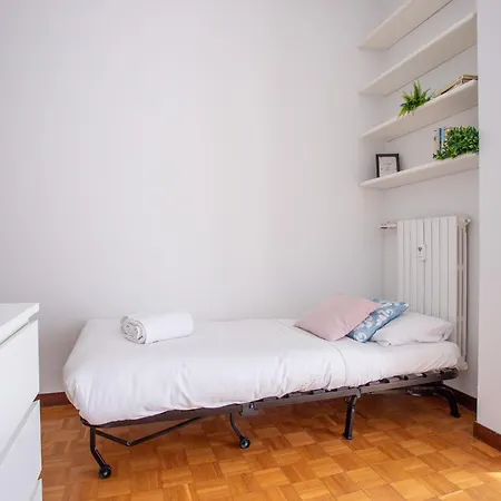 Ampio Ed Elegante - 2 E 2 Bagni Mediolan