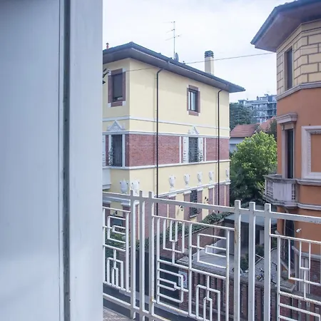 Apartament Ampio Ed Elegante - 2 E 2 Bagni *