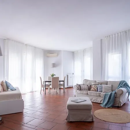 Ampio Ed Elegante - 2 E 2 Bagni Appartement Milaan