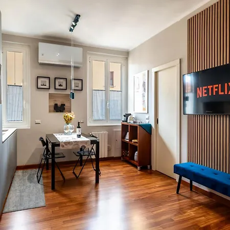 Lägenhet Duomo Airport Linate Small Deluxe