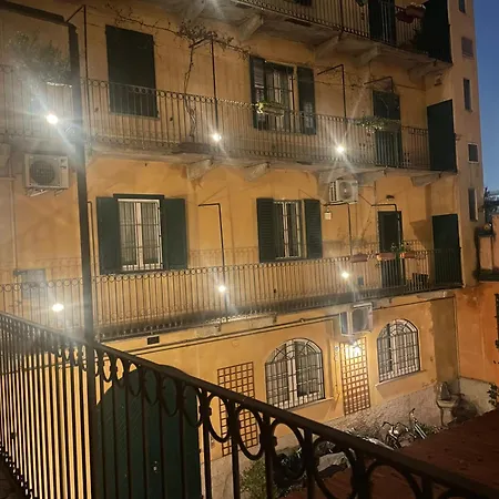 Apartamento Quiet Luminous Flat Historical Center Fast Wi-fi *