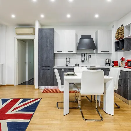 Cozy 1 Bedroom In Viale Monza Lägenhet